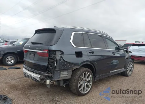 2020 BMW X7 xDrive40I z USA, uszkodzony, nr VIN 5UXCW2C07L9B49641